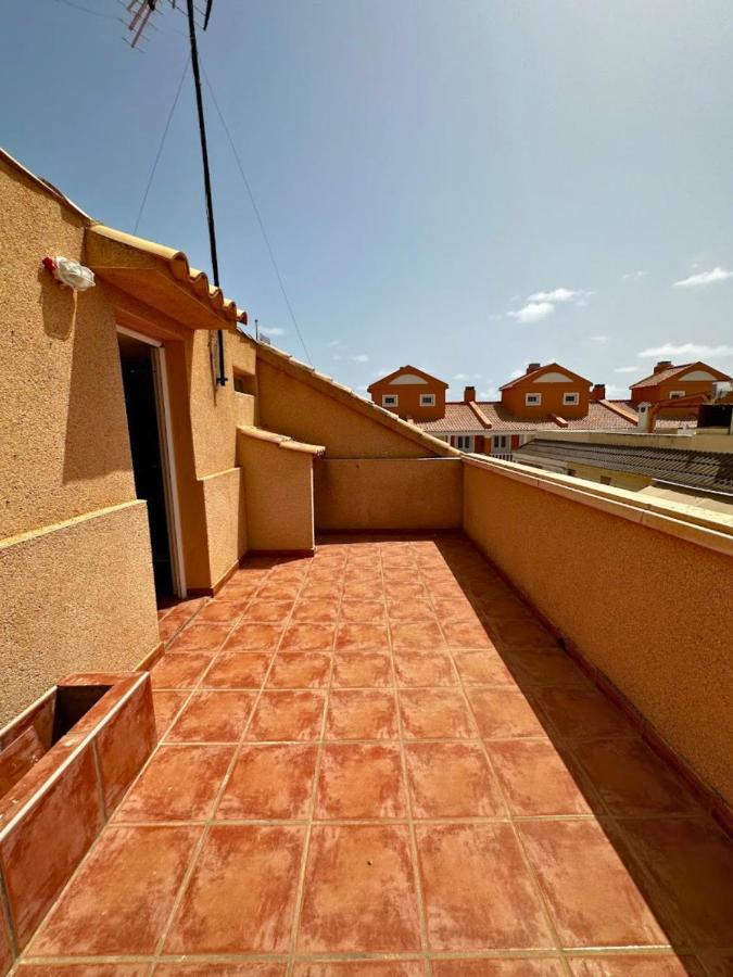 Chalet En La Mata A 50 Metros De La Playa تورّيفيِخا المظهر الخارجي الصورة